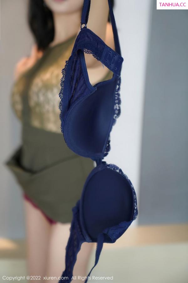 刘艺蕾  [XiuRen]高清写真图 2022.01.06 No.4428 蓝夏Akasha第35张图片